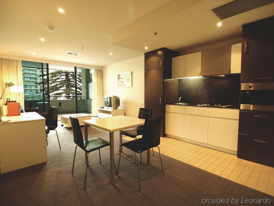 Oaks Glenelg Liberty Suites Аделаида Номер фото