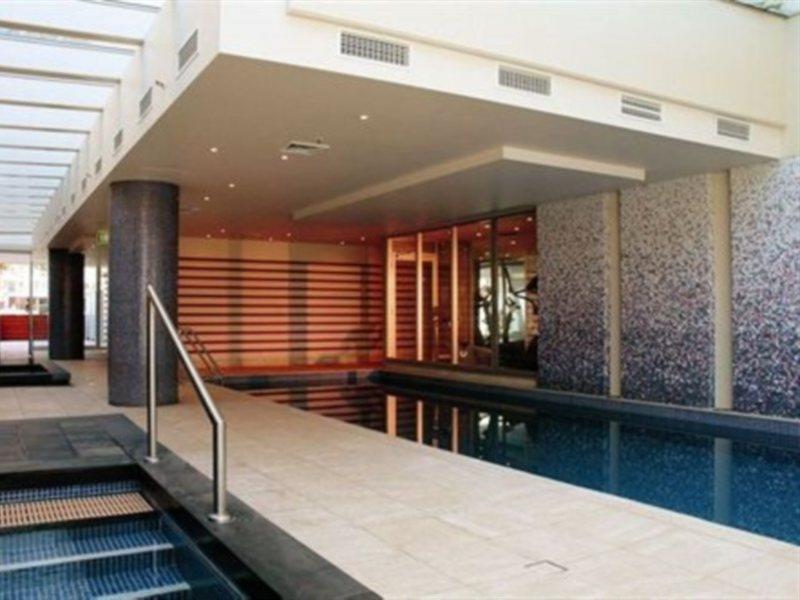 Oaks Glenelg Liberty Suites Аделаида Экстерьер фото
