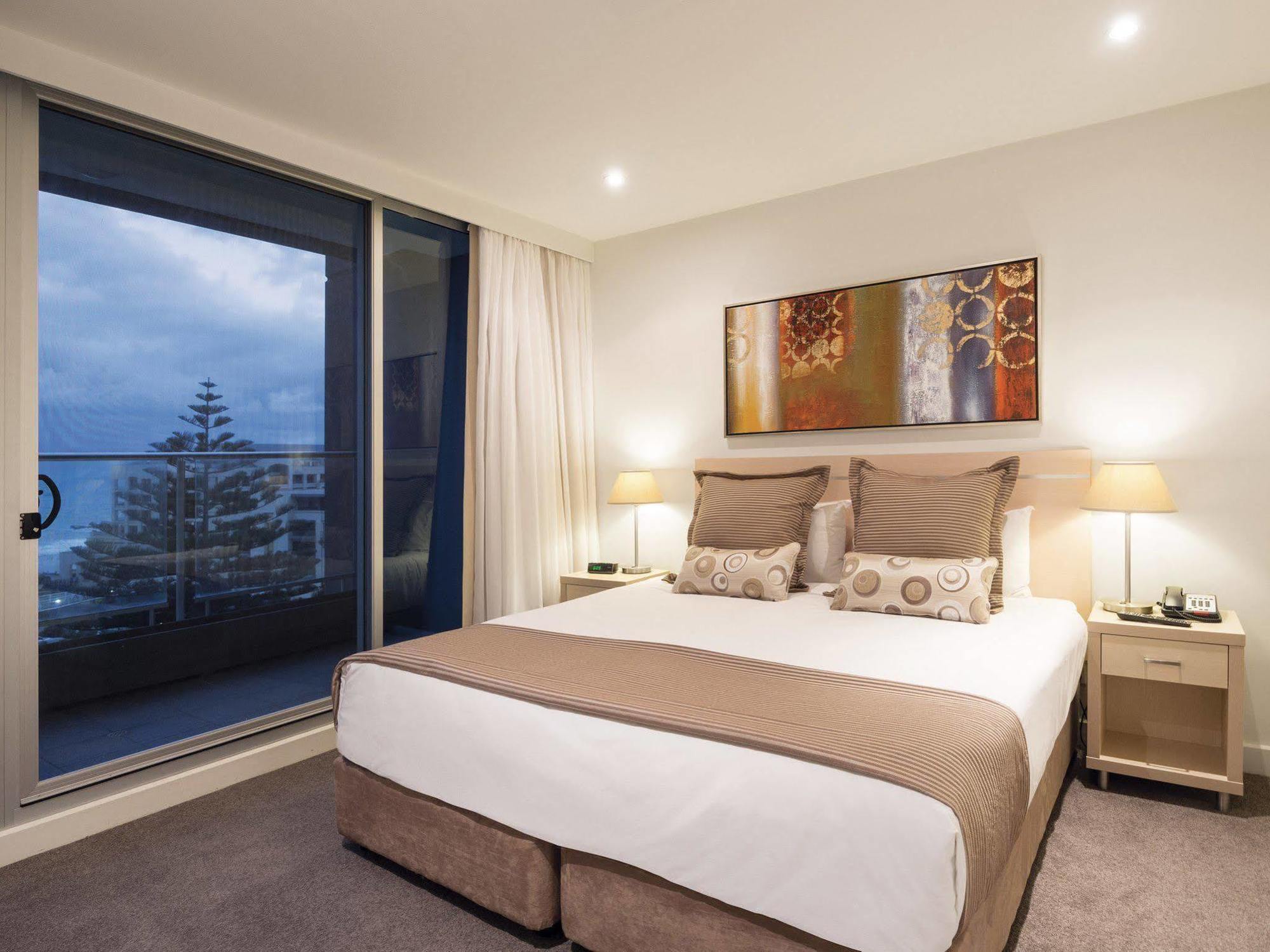 Oaks Glenelg Liberty Suites Аделаида Экстерьер фото